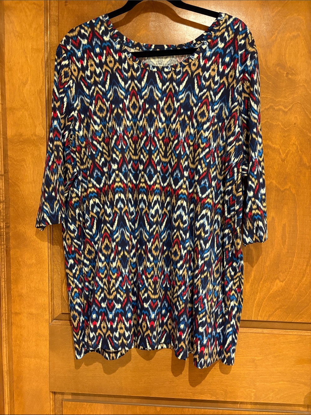 Catherine’s Easy Fit Tee - Blue/Red/Tan